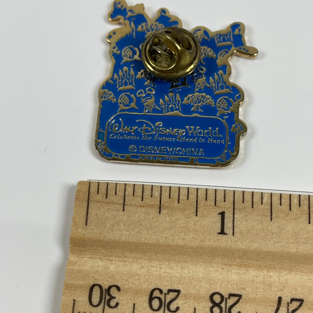 Disney Pin Walt Disney World 2000 Megan Mickey Donald Goofy Millennium Vintage - Picture 6 of 6